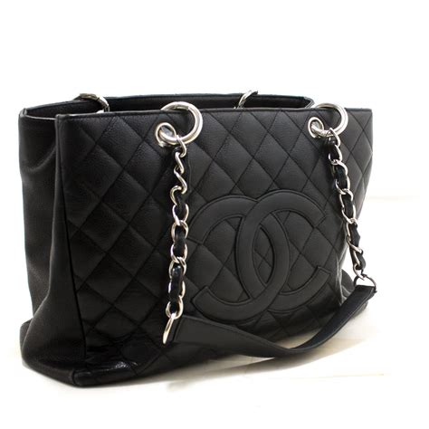 chanel tote shoulder bag